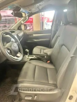 HILUX 2.8 D-4d Turbo CD SRX 4X4