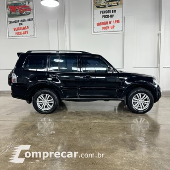 Pajero HPE Full 3.8 V6 250cv 5p Aut.