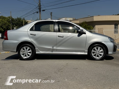 ETIOS 1.5 XLS Sedan 16V