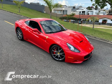 FERRARI CALIFORNIA 4.3 GT CONVERSÍVEL V8 32V GASOLINA 2P MANUAL AUTO 2 portas