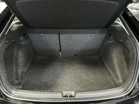 NIVUS 1.0 200 TSI TOTAL FLEX COMFORTLINE AUTOMÁTI