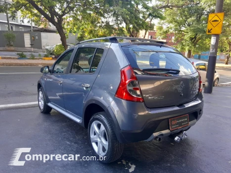 SANDERO STEPWAY Hi-Flex 1.6 16V 5p