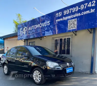 Polo Sedan 1.6 4P FLEX COMFORTLINE I-MOTION AUTOMATIZADO