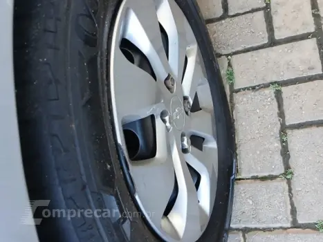 ONIX - 1.0 MPI JOY 8V 4P MANUAL