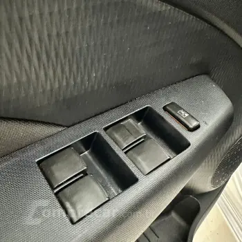 ETIOS HB X ETIOS HB X