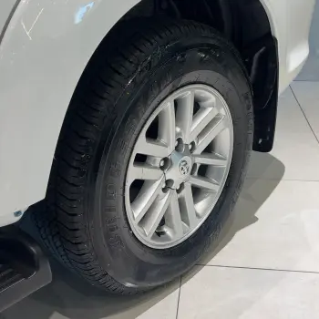 Hilux SW4 SRV D4-D 4x4 3.0 TDI Dies. Aut