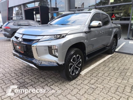 Mitsubishi L200 TRITON 2.4 16V Turbo Sport Hpe-s CD 4X4 4 portas