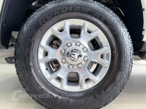 2500 6.7 I6 Turbo Laramie CD 4X4