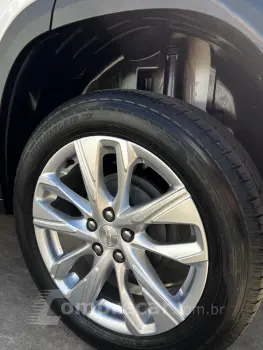 TRACKER LTZ 1.0 Turbo 12V Flex Aut.