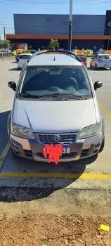 Fiat IDEA 1.8 MPI Adventure 8V 4 portas