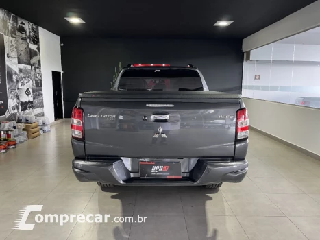 L200 TRITON 2.4 16V Turbo Sport Hpe-s CD 4X4