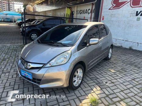 Honda Fit LX 1.4/ 1.4 Flex 8V/16V 5p Aut. 4 portas