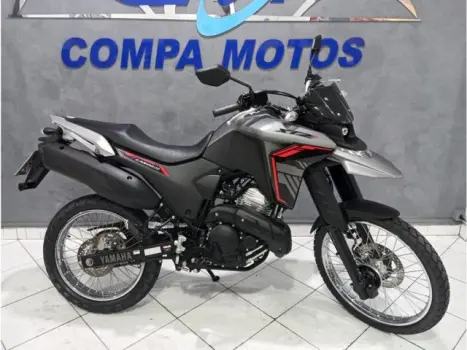 XTZ 250 LANDER CONNECTED - Trail