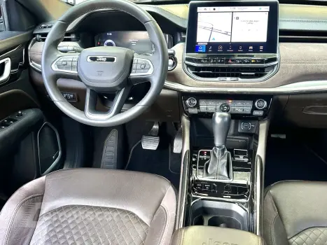 COMMANDER 1.3 T270 TURBO FLEX OVERLAND AT6