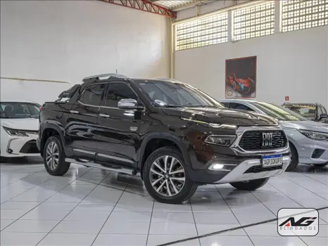 TORO 2.0 16V Turbo Ranch 4WD