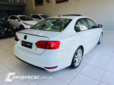 JETTA 2.0 COMFORTLINE FLEX 4P TIPTRONIC