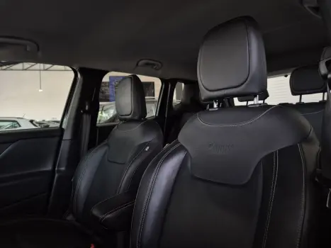 RENEGADE 1.3 T270 Turbo Longitude