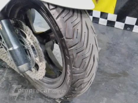 JTZ/DOWNTOWN PEOPLE GT 300I