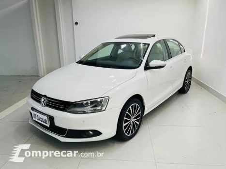 Volkswagen JETTA 2.0T 4 portas