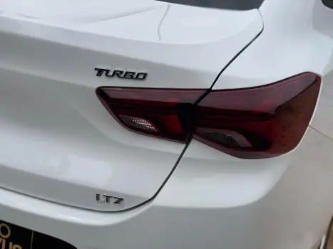 ONIX 1.0 Turbo Plus LTZ