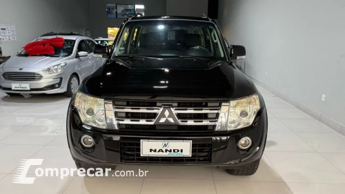 Pajero HPE Full 3.2 4x4 T.I.Dies. 5p Aut