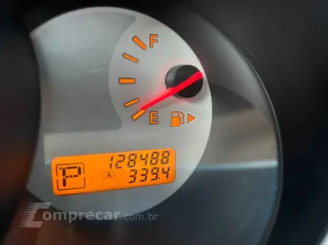 LIVINA 1.8 SL X-gear 16V