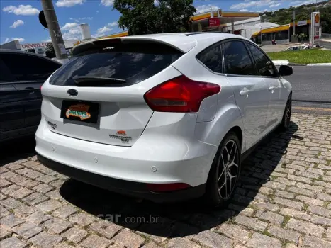 FOCUS 2.0 Titanium Fastback 16V