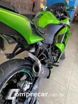 NINJA 250 R