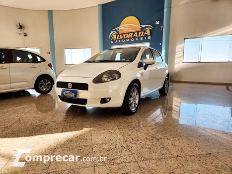 Fiat Punto 1.4 4P FLEX ATTRACTIVE ITALIA 4 portas