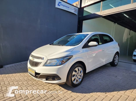 CHEVROLET ONIX HATCH LT 1.4 8V FlexPower 5p Mec. 4 portas