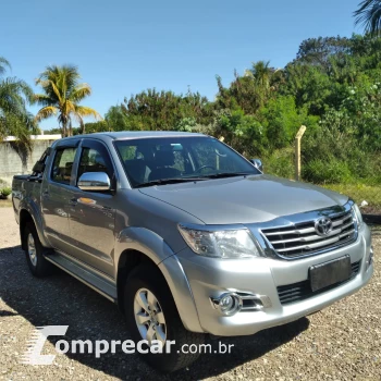 HILUX CD SRV  4X4