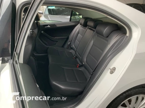 JETTA Comfortline 1.4 TSI 16V 4p Aut.