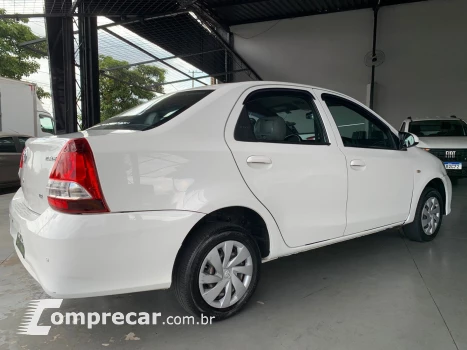 ETIOS 1.5 X Plus Sedan 16V