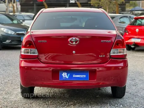 Etios 1.5 X Sedan 16V Flex 4P Manual