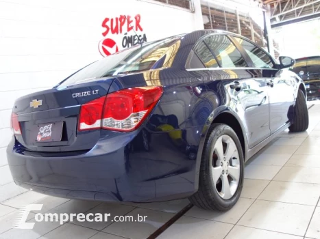 CRUZE SEDAN - 1.8 LT 16V 4P AUTOMÁTICO