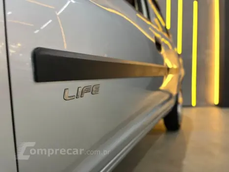 CELTA 1.0 MPFI Life 8V