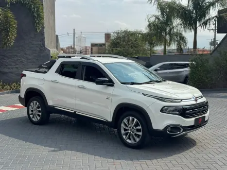 Fiat TORO 2.0 16V Turbo Volcano 4WD AT9 4 portas