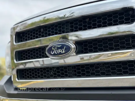 F-250 3.9 XL MAX POWER 4X2 CD DIESEL 4P MANUAL