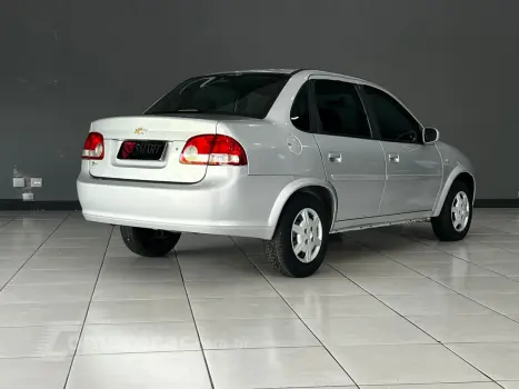 CLASSIC 1.0 MPFI LS 8V FLEX 4P MANUAL