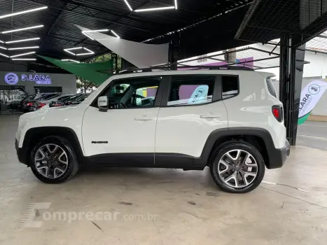 Renegade Longitude 1.8 4x2 Flex 16V Aut.