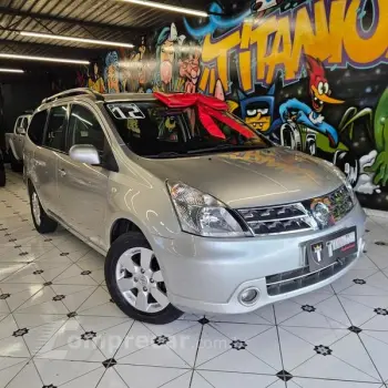 NISSAN GRAND LIVINA 18SL 4 portas