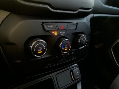 RENEGADE 1.8 AUTOMÁTICO