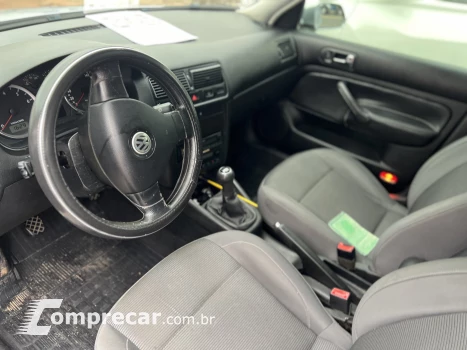 GOLF 1.6 MI 8V