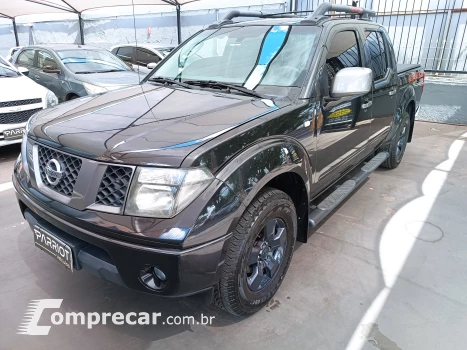 NISSAN FRONTIER 2.5 LE Attack 4X4 CD Turbo EL 4 portas