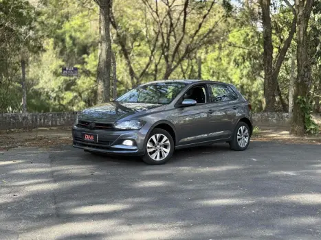 Volkswagen POLO 1.0 200 TSI COMFORTLINE AUTOMÁTICO 4 portas