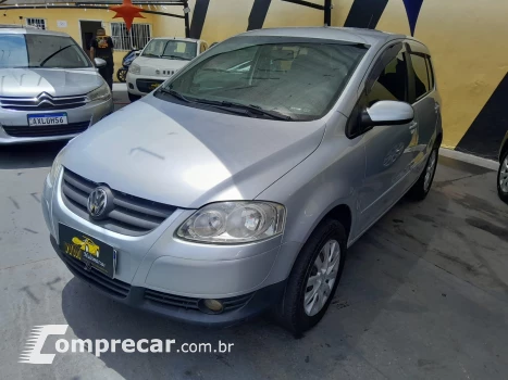 Volkswagen FOX PLUS 1.6 MI 8V 4 portas