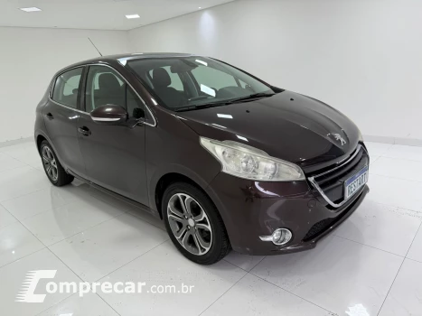 PEUGEOT 208 1.6 16V Griffe 4 portas