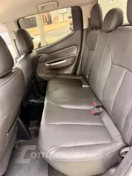 L200 TRITON 2.4 16V Turbo Sport GLS CD 4X4