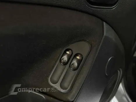 FIESTA 1.6 MPI SEDAN 8V FLEX 4P MANUAL