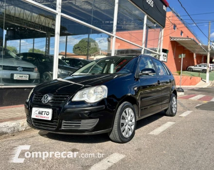 Volkswagen POLO 1.6 MI 8V 4 portas